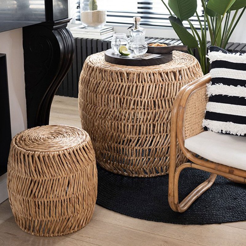 Petite table + 2 tabourets naturels en jacynthe SALINE