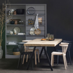 Table design et pieds triangle - PUPULE