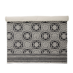 Tapis design en coton avec motifs noirs