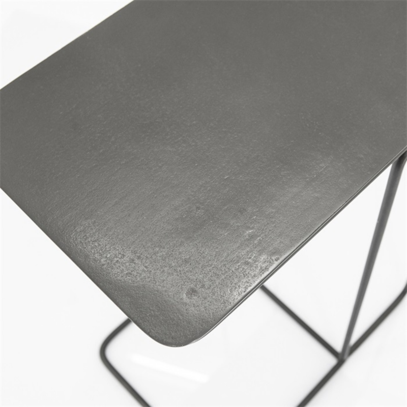 Table d'appoint 68x50cm en aluminium et fer