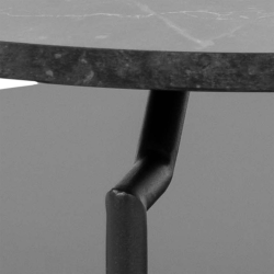Table basse contemporaine en marbre et métal noir GOLDA