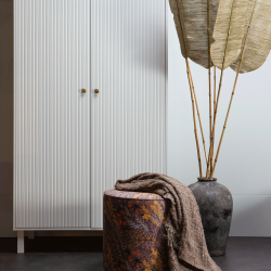 Armoire moderne en bois de pin et métal grise MADO