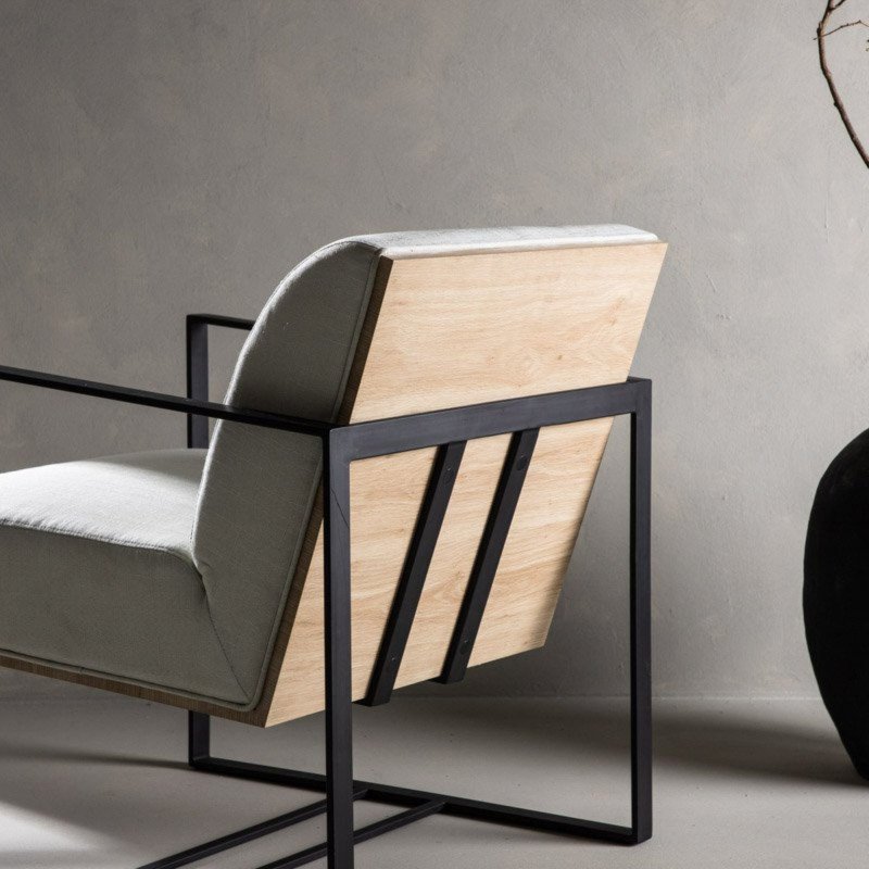 Fauteuil moderne en tissu blanc et pieds en métal noir VOILE