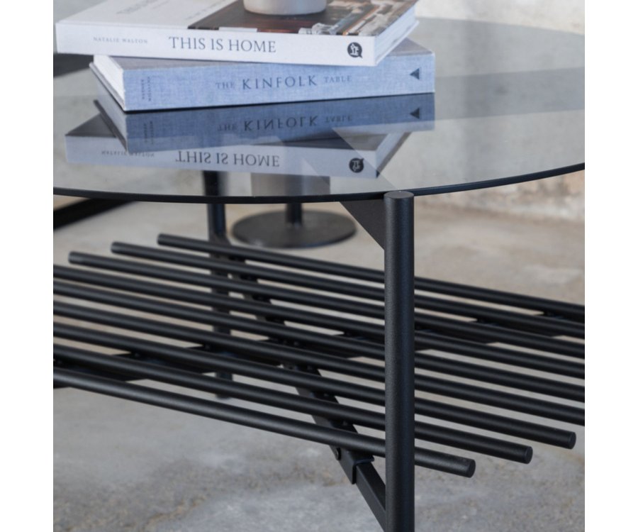 Table basse design ronde en métal et plateau fumé BREE