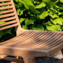 Petit fauteuil extérieur en bois massif TURMERO