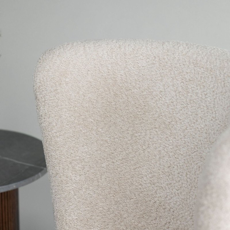 Fauteuil en tissu bouclé beige avec pieds en métal HALMO