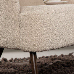 Fauteuil moderne en tissu bouclé beige LUCIEN