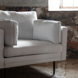 Fauteuil moderne en tissu avec pieds en métal ROMEO