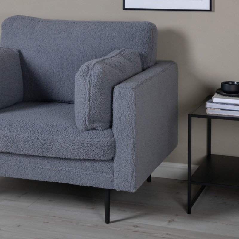 Fauteuil moderne en peluche avec pieds en métal ROMEO