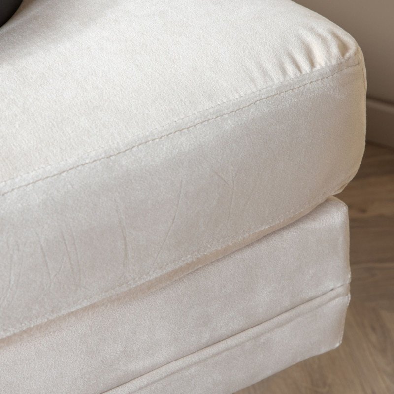 Pouf rectangulaire en velours beige pieds dorés ADRIAN