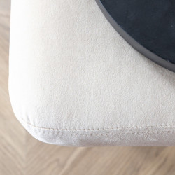 Pouf rectangulaire en velours beige pieds dorés ADRIAN