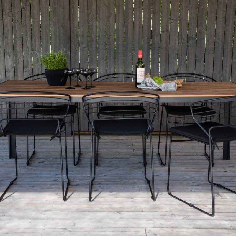 Table de jardin 205x90cm effet bois POSTALA