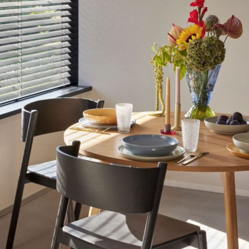 Table à manger ronde en bois clair BRIELA