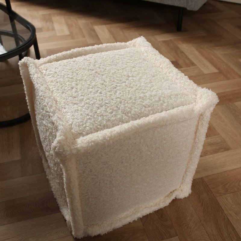 Pouf carré en tissu bouclé blanc TINO