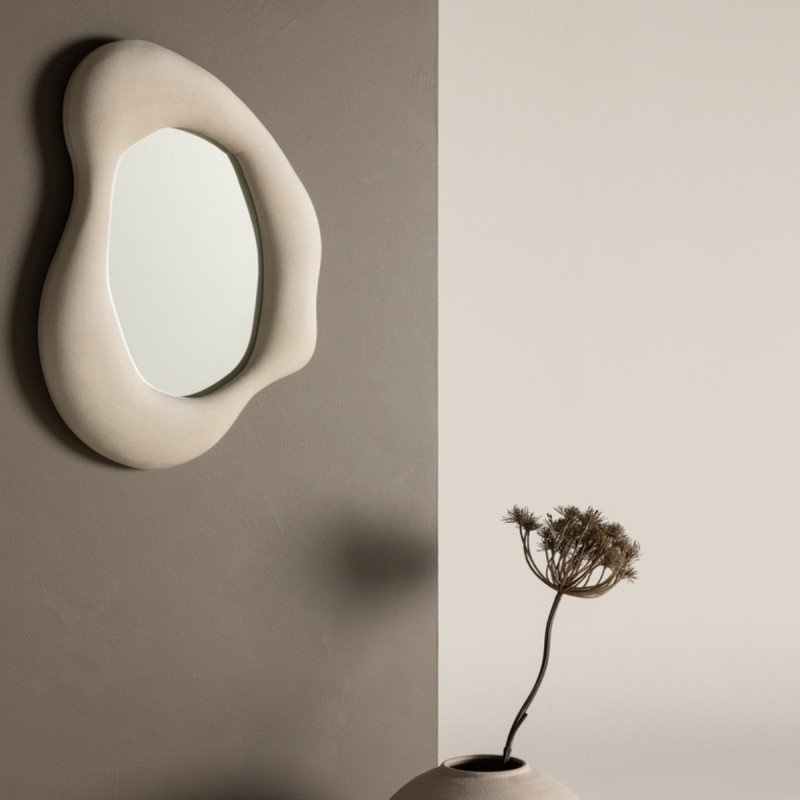 Miroir design beige 70x49 cm LYSIA