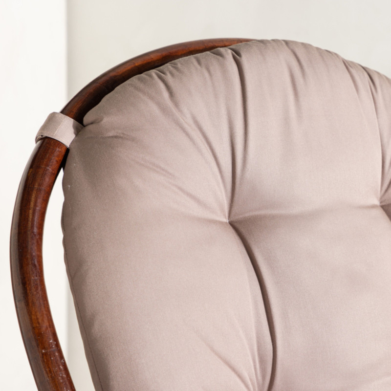 Fauteuil d'extérieur en rotin marron avec coussin TORI