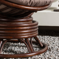 Fauteuil d'extérieur en rotin marron avec coussin TORI