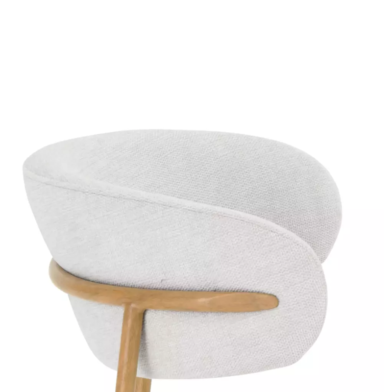 Chaise tissu beige pieds métal chêne forme douce et naturelle JULIAZ