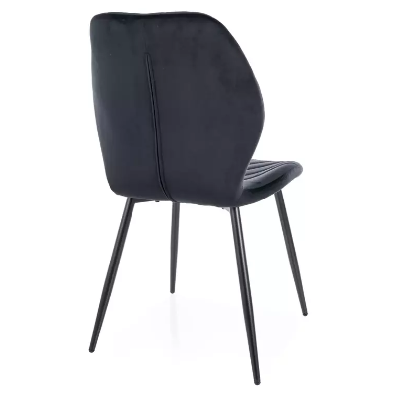 Chaise en velours noir mat, assise confortable et piètement métal noir MONARK