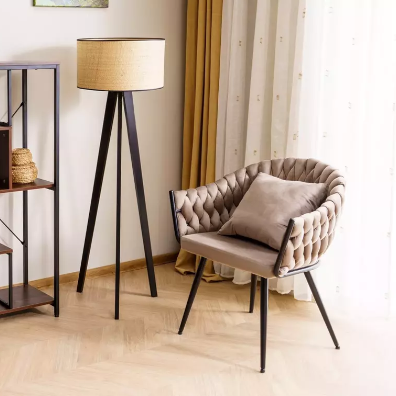 Chaise cocon velours beige dossier matelassé et coussin déco inclus NANSY