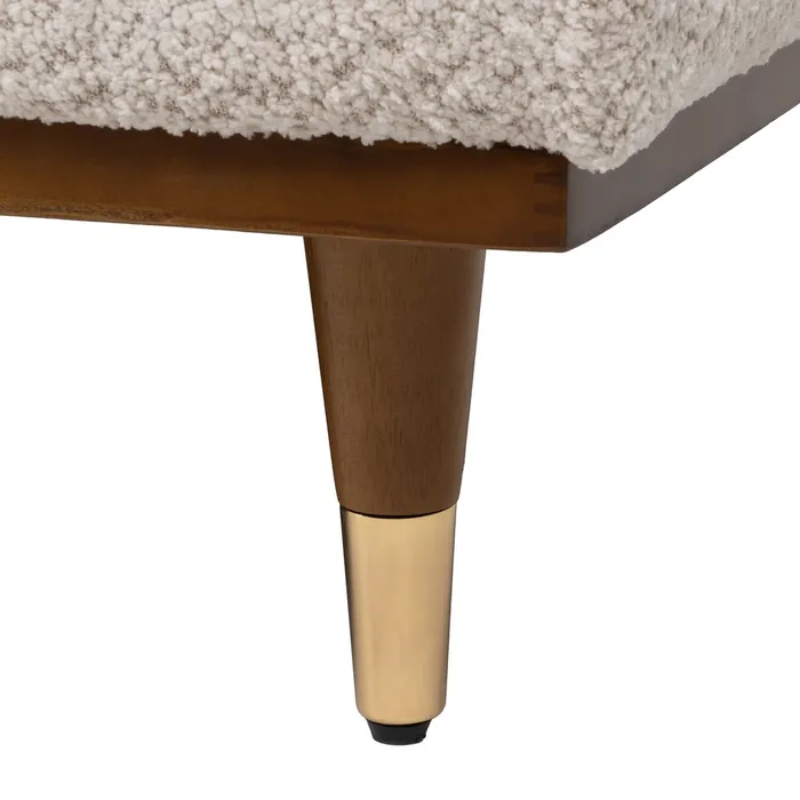 Canapé YSALINE droit 3 places tissu beige avec coussins déco chics