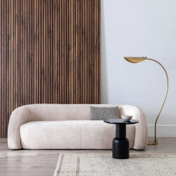 Canapé sculptural galbé en tissu beige texturé 3 places TRELYSIA